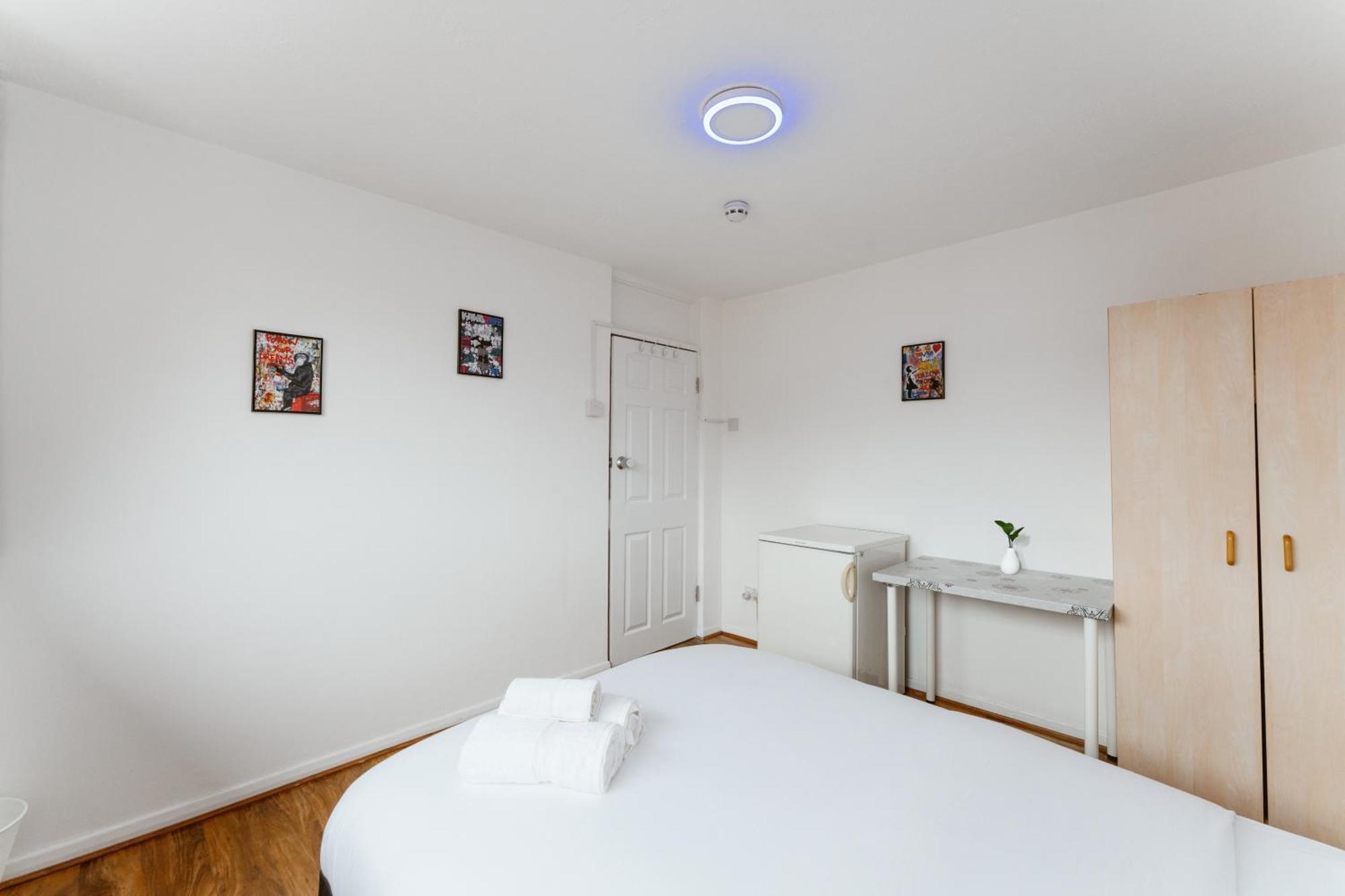 Canningtown Double Rooms - 20 Лондон Екстериор снимка